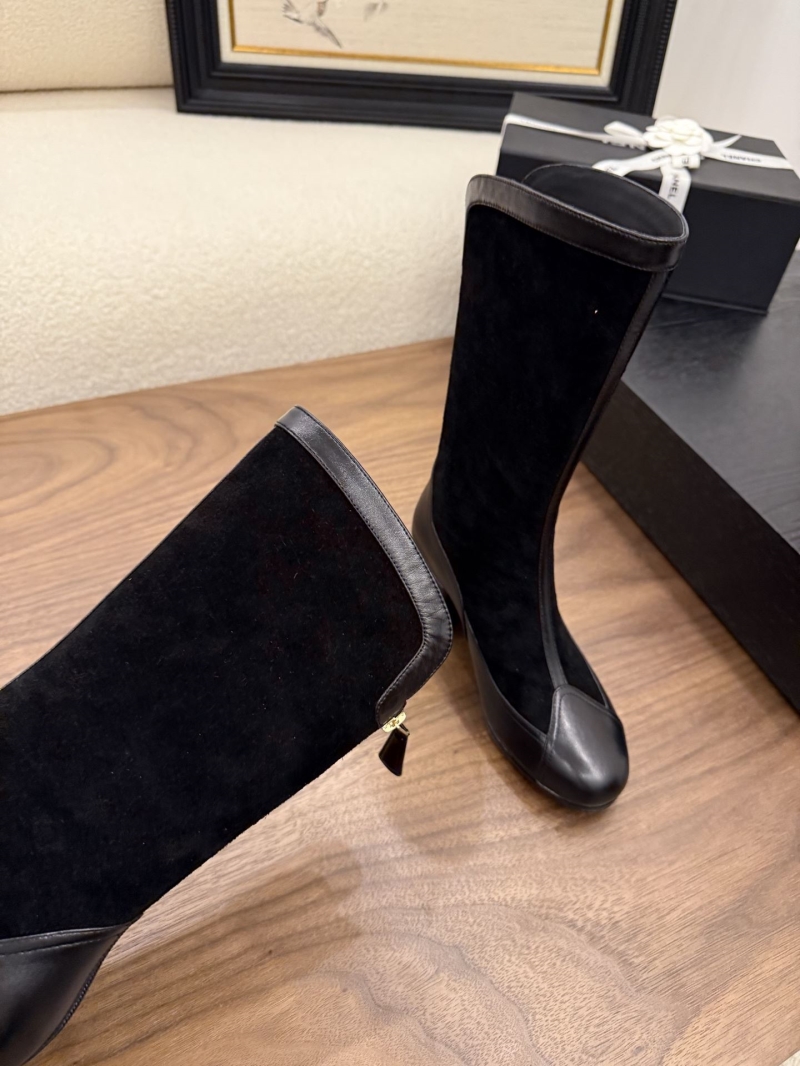 Ch**el boots